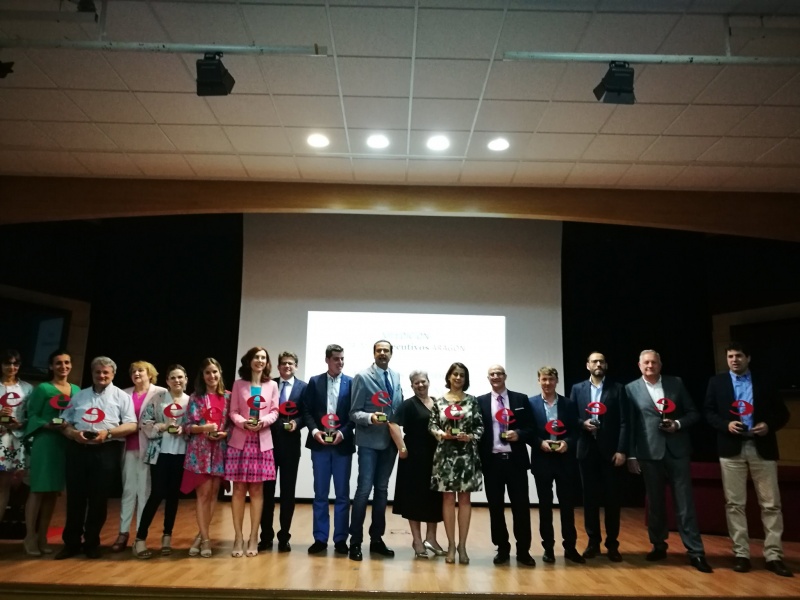 Higinia Navarro, Directora-gerente de Dinópolis recibe el galardón a la ‘Trayectoria Profesional’ VII edición de los Premios Ejecutivos Aragón.
