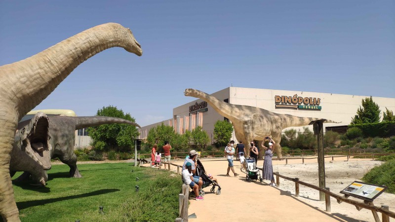 Dinópolis bate récord de visitantes en su 20 Aniversario