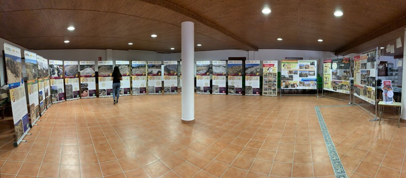 Del 2 al 11 de agosto La exposición itinerante “Los yacimientos paleontológicos BIC de la provincia de Teruel” ‘viaja’ a la localidad turolense de Bueña.