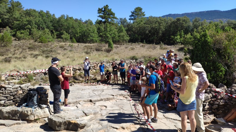 Éxito de participación en la I Jornada de Puertas Abiertas en el Yacimiento El Pozo (El Castellar)