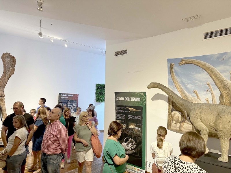 LA EXPOSICIÓN DE LA FUNDACIÓN DINÓPOLIS “COLOSOS JURÁSICOS” SE EXHIBE EN JAÉN
