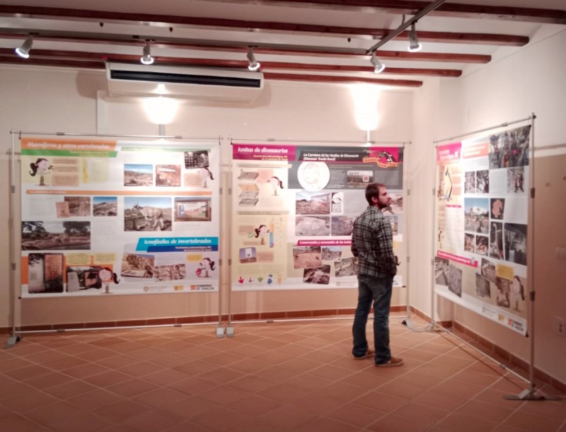 La exposición itinerante “Los yacimientos paleontológicos BIC de la provincia de Teruel” viaja hasta Castellote desde el 29 de octubre hasta el 4 de noviembre.
